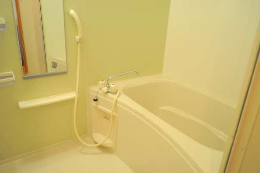 バス・シャワールーム　広々とした快適なお風呂♪