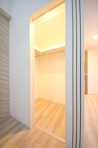 収納　セレニテ中崎町リアン