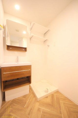 洗面設備　セレニテ中崎町リアン