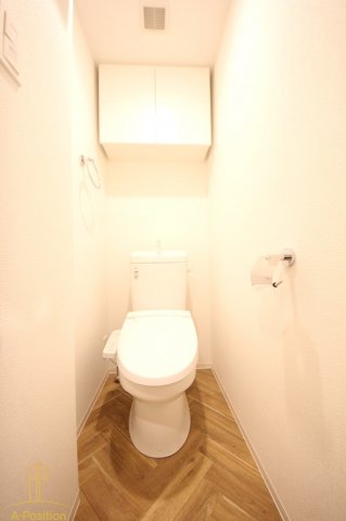 トイレ　セレニテ中崎町リアン