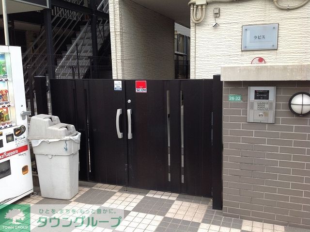 セキュリティ　オートロックゲート付き。