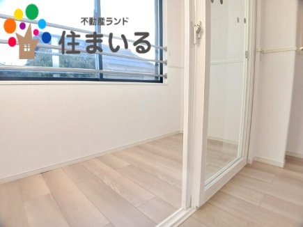 バルコニー　※写真は同型タイプとなります