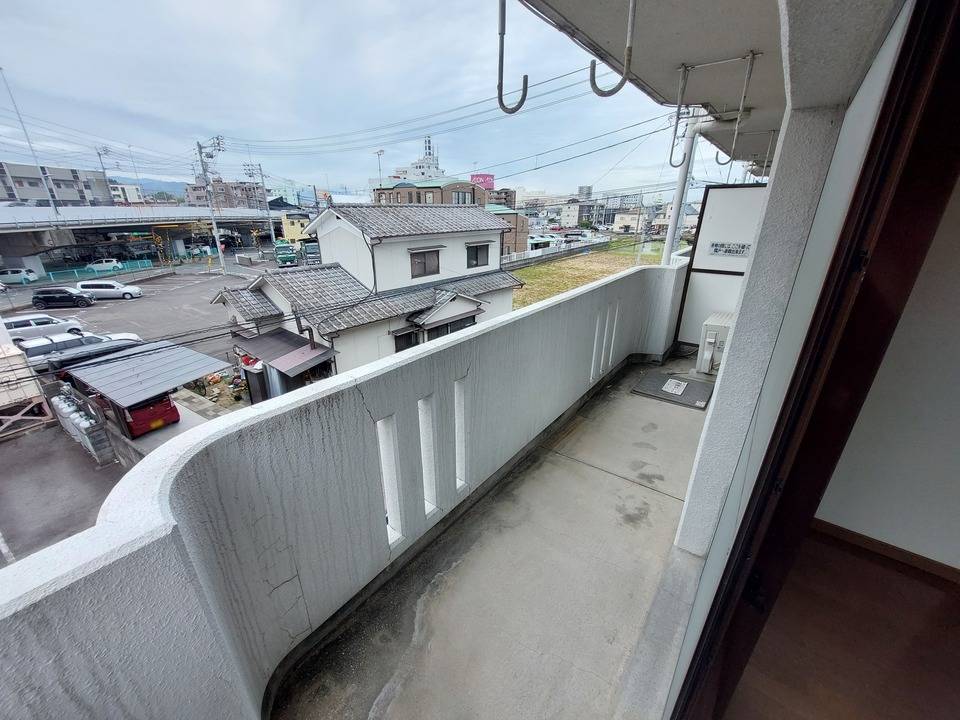 バルコニー　バルコニー