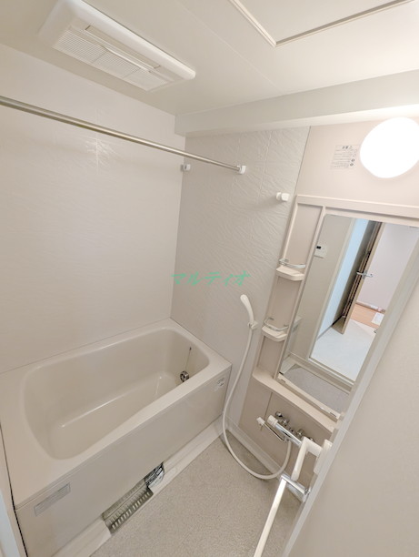 バス・シャワールーム　浴室