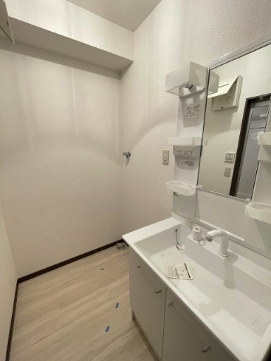 洗面設備　※同物件別号室の写真になります