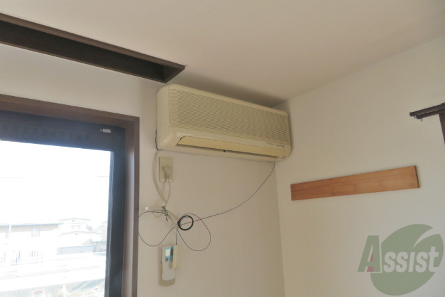 その他設備　エアコンが設置されているので快適に過ごせますよ。