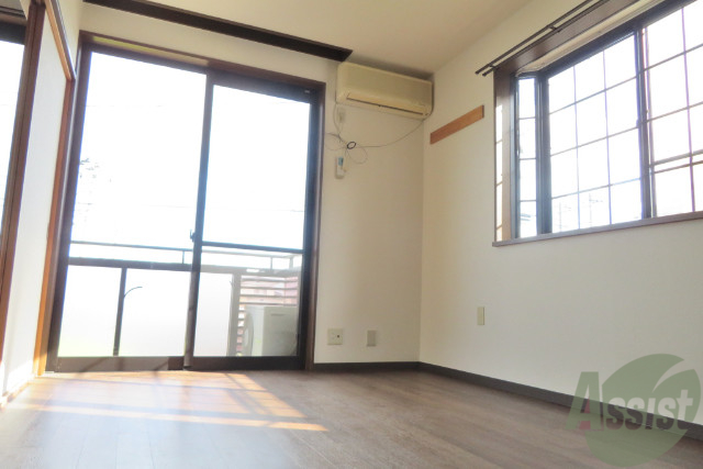 居室・リビング　８．４帖のＤＫです。広々としていますね。