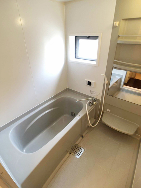 バス・シャワールーム　一坪風呂