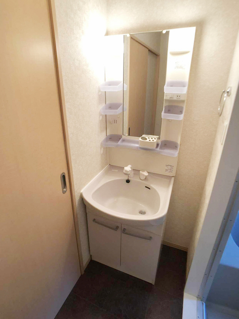 洗面設備　洗髪洗面化粧台