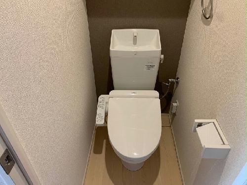 トイレ　温水洗浄便座設置