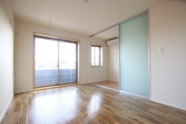 居室・リビング　ＬＤＫです