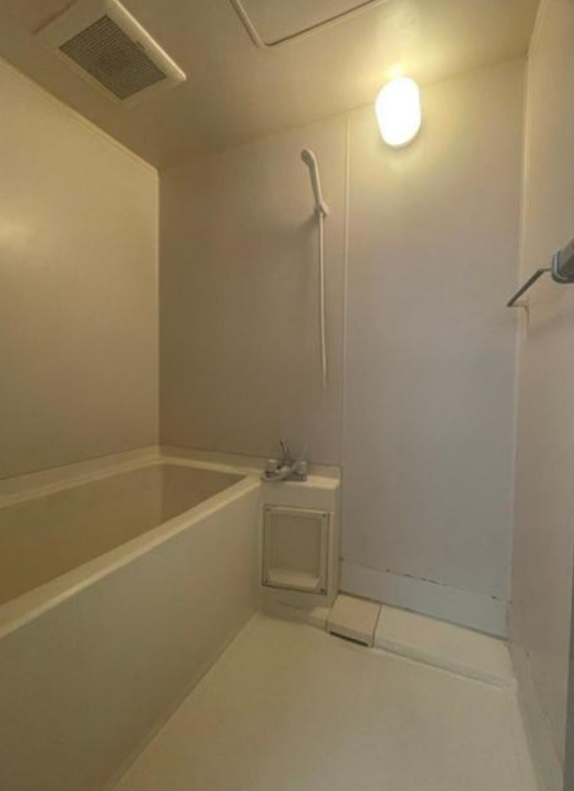 バス・シャワールーム　日々の暮らしに欠かせないお風呂です