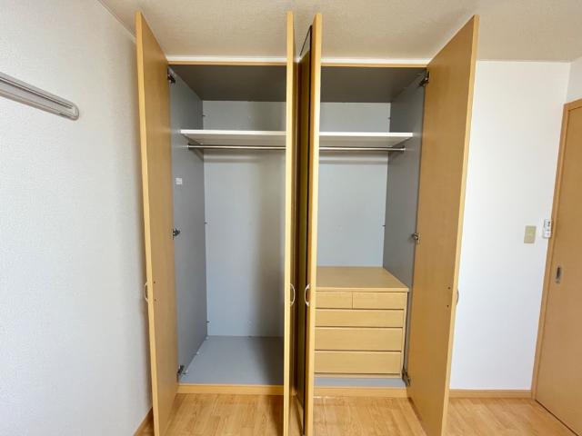 収納　クローゼット