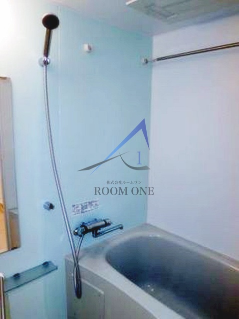 バス・シャワールーム　お風呂です。