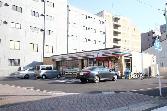 コンビニ　セブンイレブン 名古屋千代田4丁目北店（コンビニ）まで160m