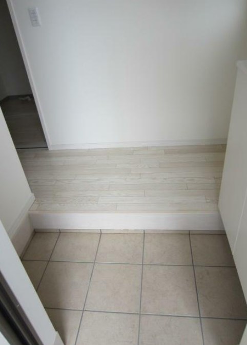 玄関　※他部屋参照・現況優先