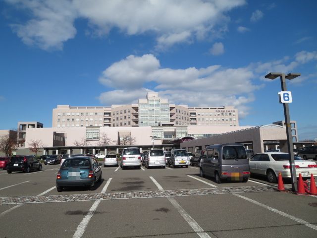 病院　新潟県立中央病院（病院）まで558m