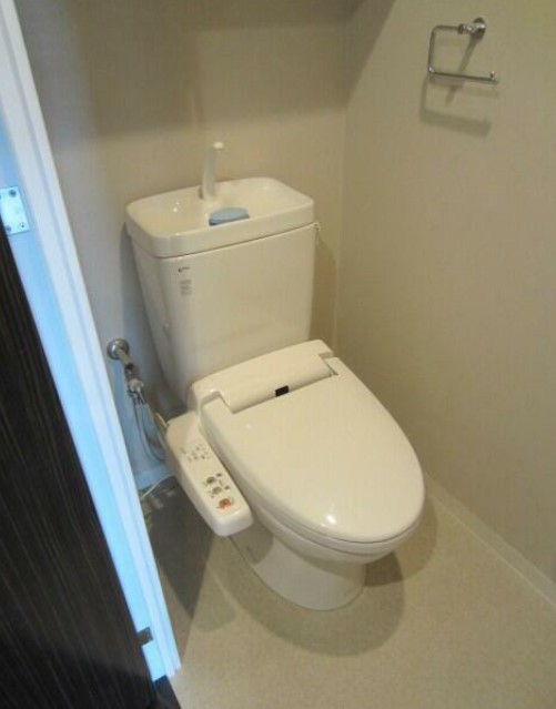 トイレ　別部屋参考写真