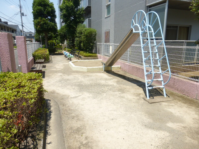 その他共有部分　敷地内、子供遊び場