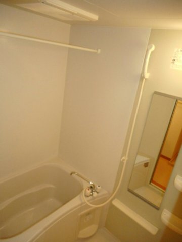 バス・シャワールーム　きれいなお風呂です