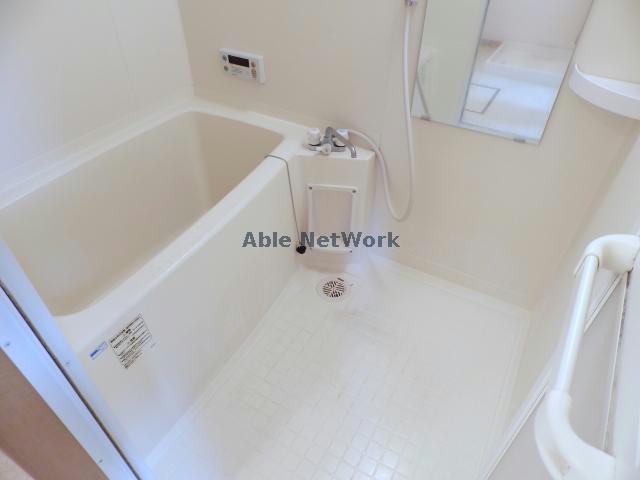 バス・シャワールーム　※他の部屋の写真です