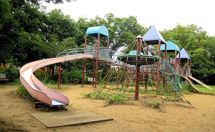 公園　鶴亀松公園（公園）まで296m