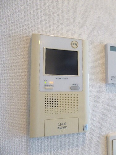 セキュリティ　ＴＶモニタ付インターホン　※前回募集時2023年6月の写真