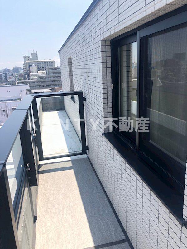 バルコニー　お洗濯にも便利なバルコニー付き