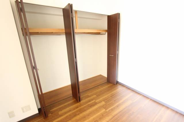 収納　収納も広々。