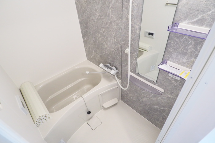 バス・シャワールーム　お風呂で日々の疲れを落としましょう