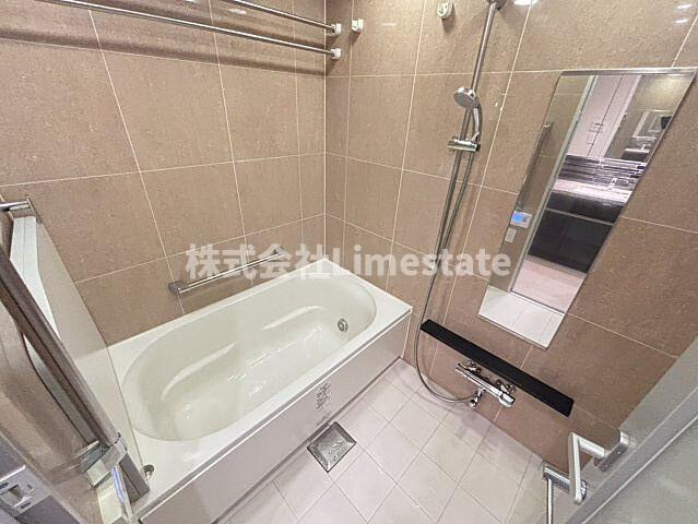 バス・シャワールーム　別部屋参考写真