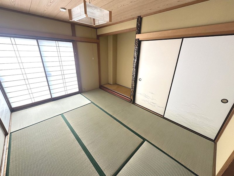 その他部屋・スペース　畳の香りが気持ちもよい和室