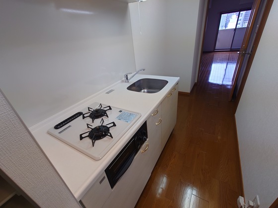 キッチン　※別部屋の写真です