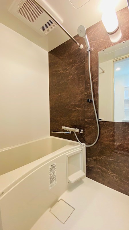 バス・シャワールーム　バス・トイレ別です