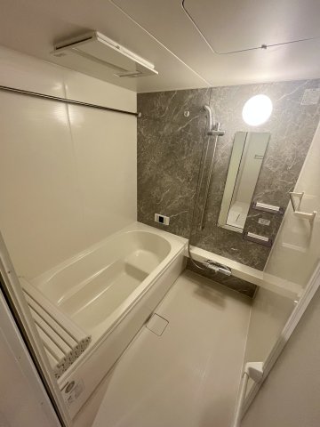 バス・シャワールーム　（別タイプ参考写真）桜クレセント　豊島区巣鴨５