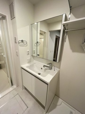 洗面設備　（別タイプ参考写真）桜クレセント　豊島区巣鴨５