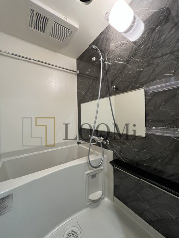 バス・シャワールーム　プレサンス四天王寺前夕陽ヶ丘ヴィリード　浴室