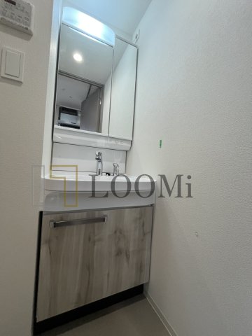 洗面設備　プレサンス四天王寺前夕陽ヶ丘ヴィリード　独立洗面台