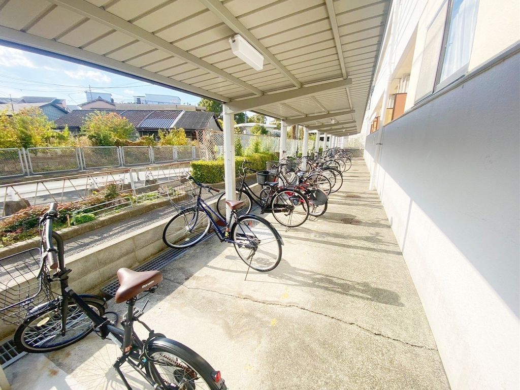 駐車場　共有部分