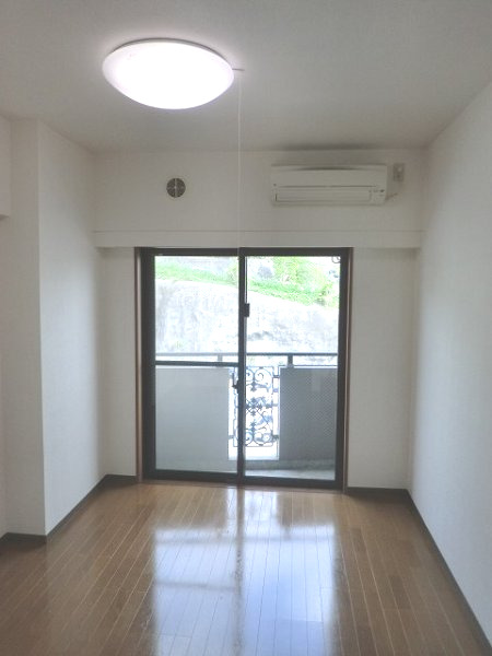 居室・リビング　洋室6帖のお部屋です。