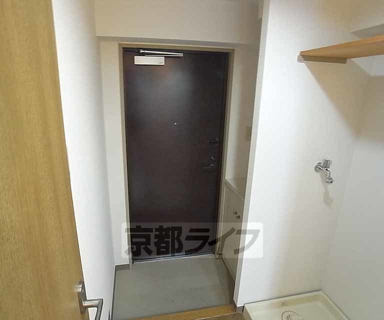 玄関　シューズボックスがあります。