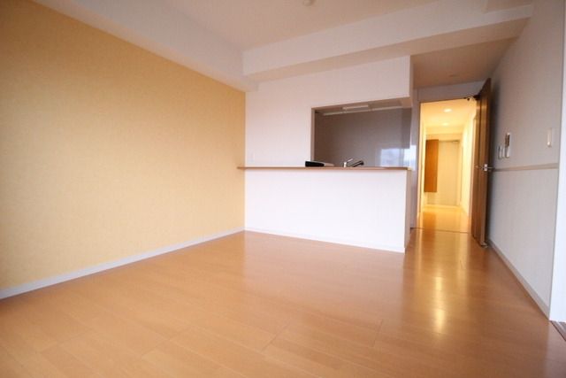 居室・リビング　明るいリビング