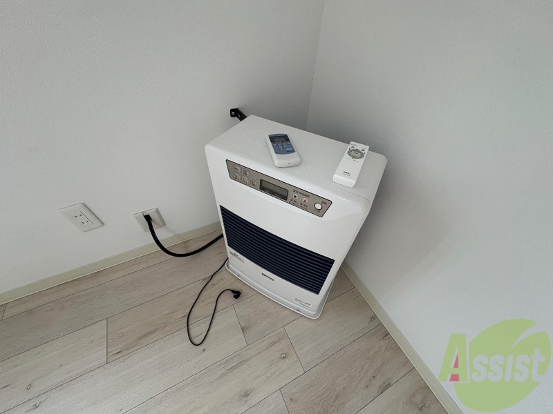 その他　灯油暖房です。札幌の寒い冬もこれで大丈夫！