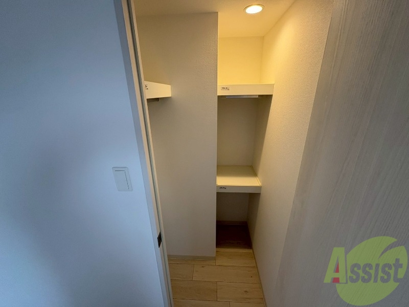 収納　収納もバッチリあるのでお部屋が片付きますよ！