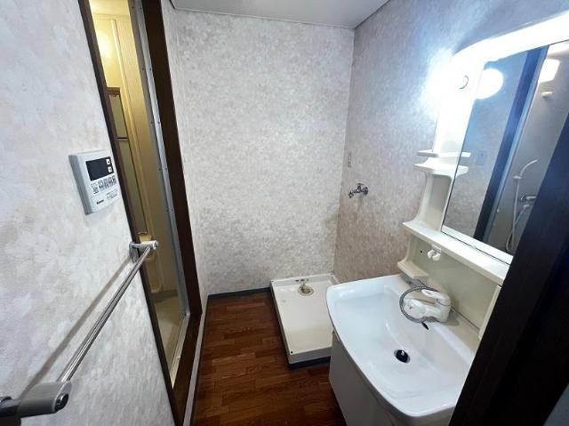 洗面設備　洗髪洗面化粧台