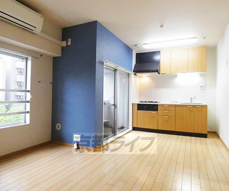 居室・リビング　開放感のあるお部屋です