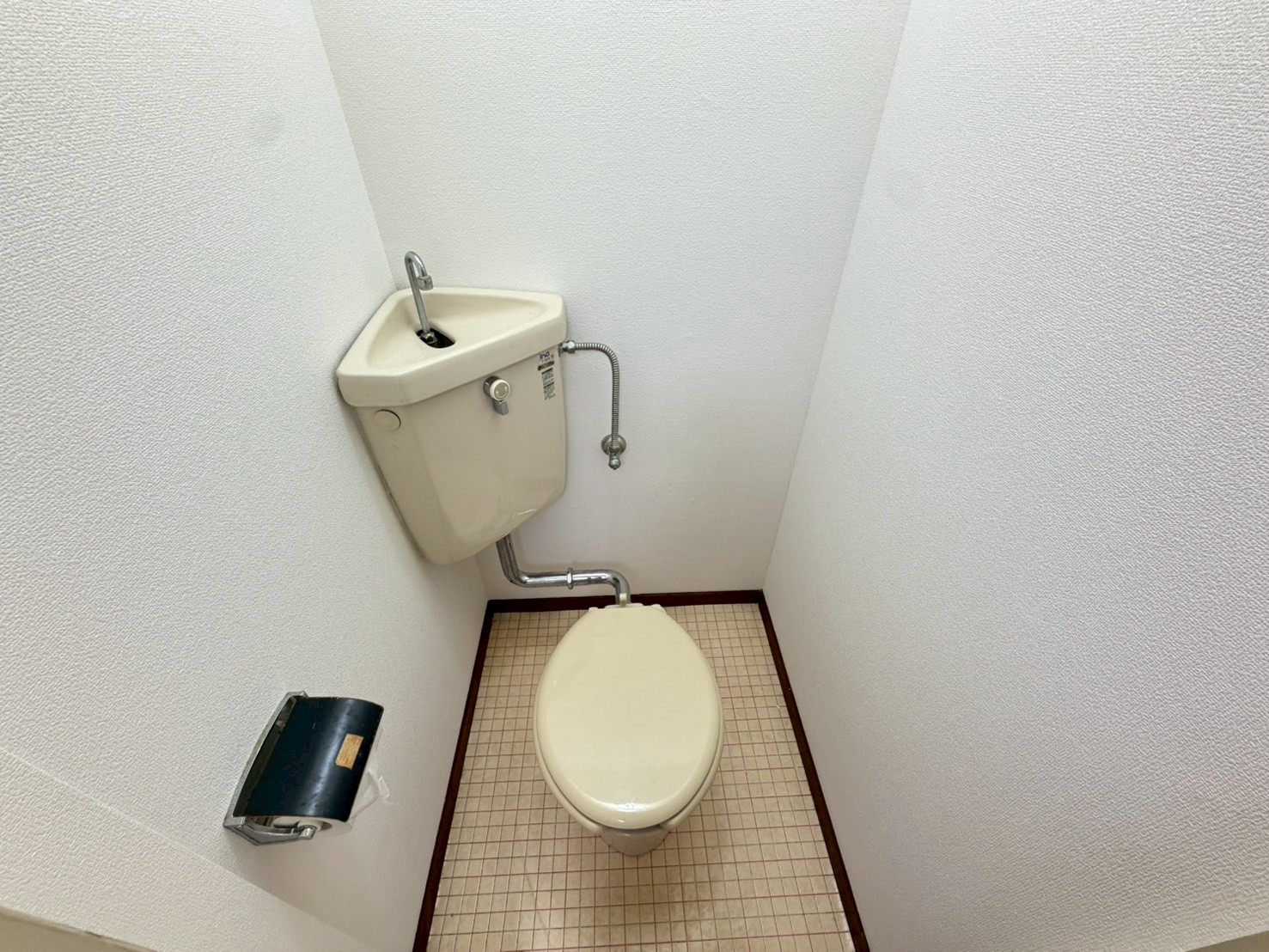 西岡ビルのトイレ写真