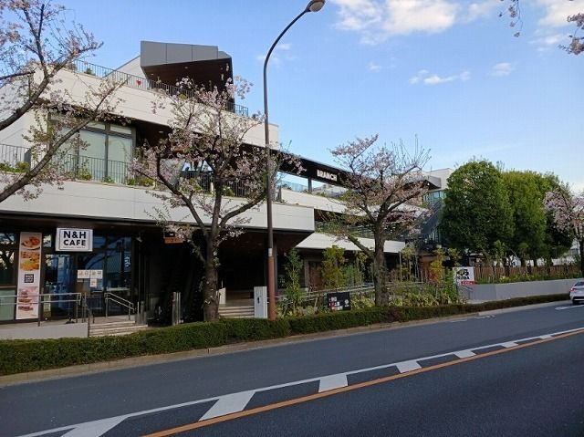 ショッピングセンター　ブランチ　調布店（ショッピングセンター）まで1300m