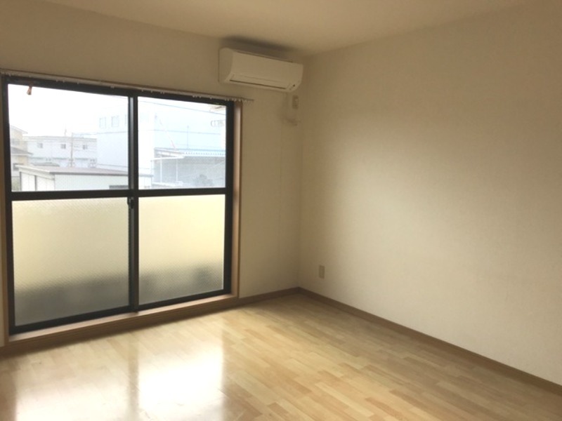 居室・リビング　図面と現状に相違がある場合には現状を優先