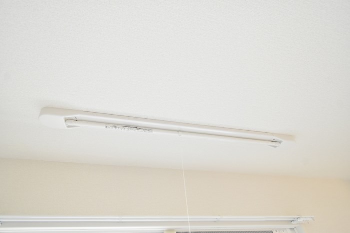 その他設備　室内物干し完備